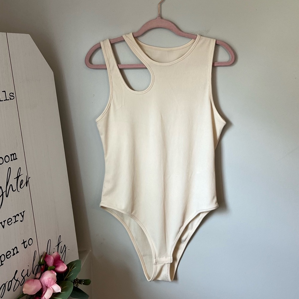 Sleeveless Cream Asymmetric Strap Bodysuit